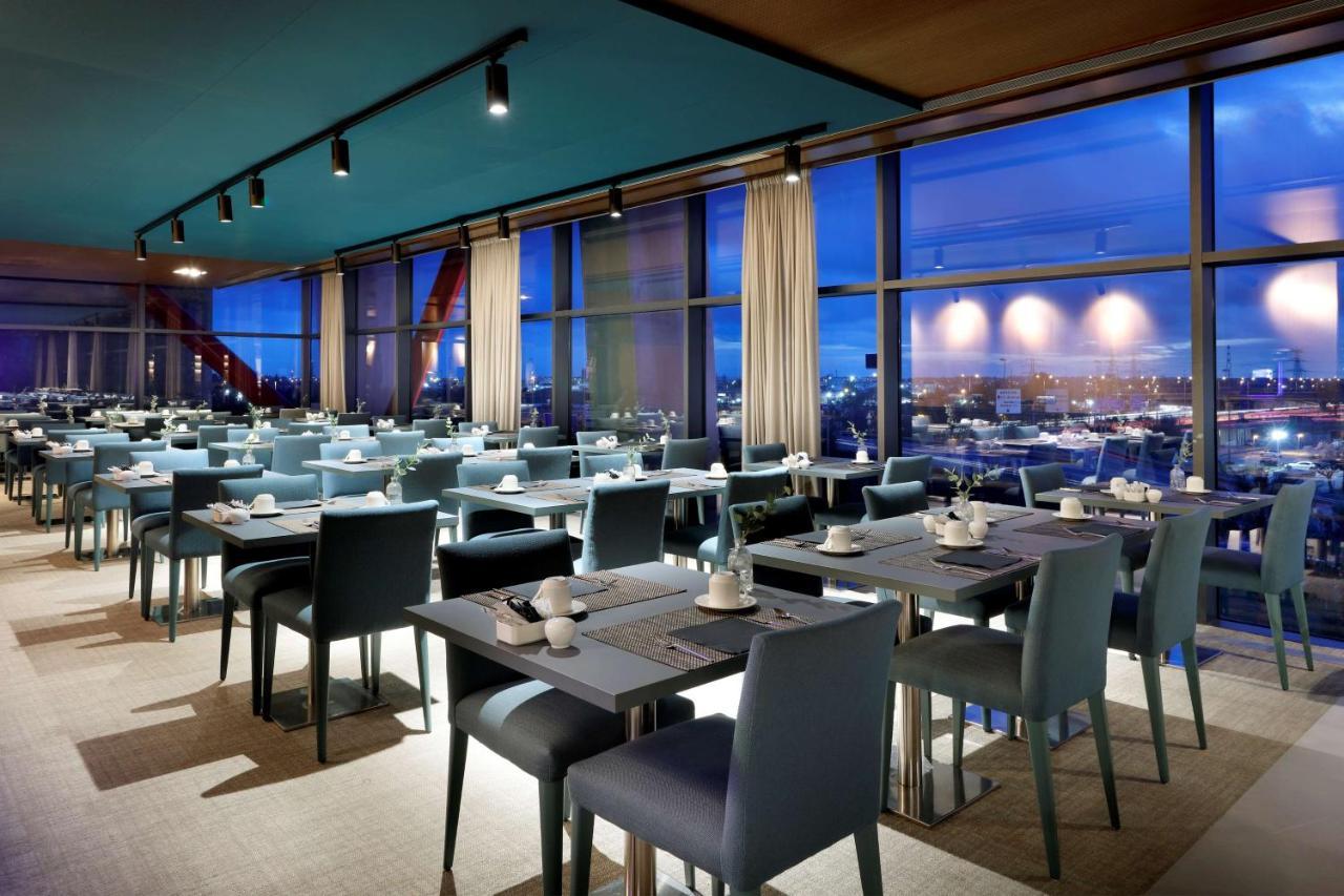 Hyatt Regency Barcelona Tower Hotel L'Hospitalet de Llobregat Kültér fotó Restaurant