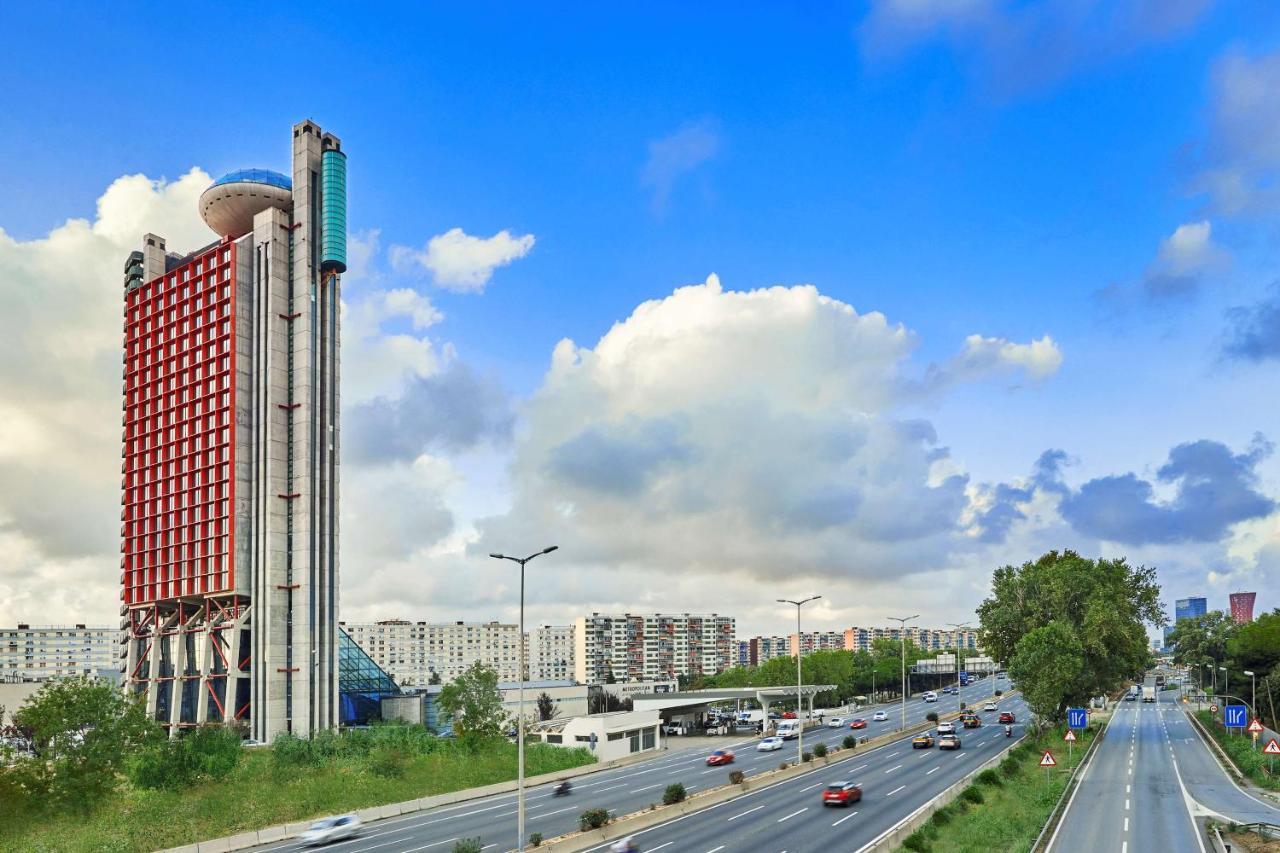 Hyatt Regency Barcelona Tower Hotel L'Hospitalet de Llobregat Kültér fotó The hotel in 2016